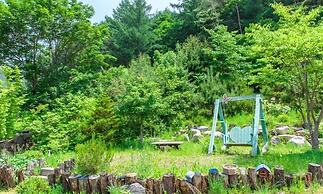 Sunny Junny Pension