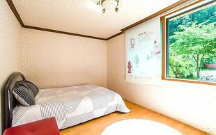 Sunny Junny Pension