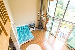 Sunny Junny Pension