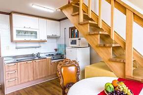 Sunny Junny Pension