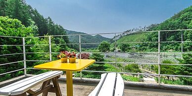 Sunny Junny Pension