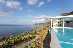 600m² homm Luxury Villa Sea Side Evia 16ppl