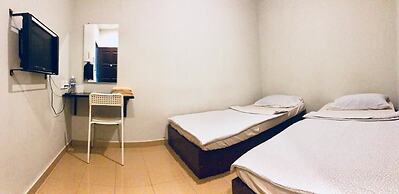Lunas Homestay by Yolodge