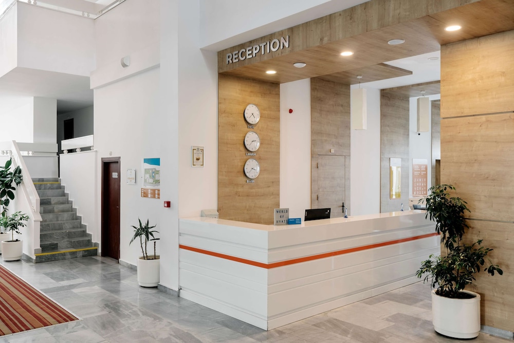 AluaSun Helios Beach – All Inclusive