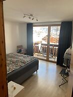 Center Chalet Flat
