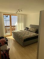 Center Chalet Flat