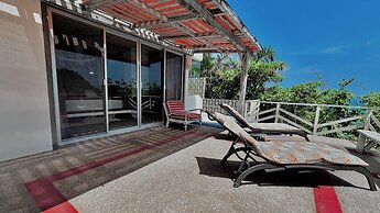 Villa Aikia Adults Only