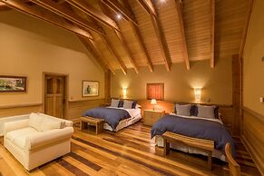 Hotel Mari Mari