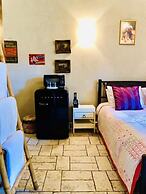 Trieste Neve Tzedek Boutique Suites