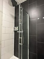 Granada Apartments Queen's Promenade