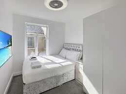 Granada Apartments Queen's Promenade