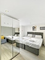 Granada Apartments Queen's Promenade