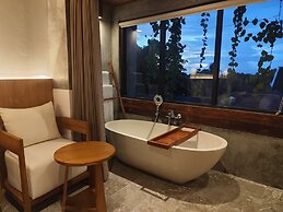 Purana Suite Ubud