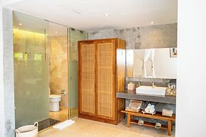 Purana Suite Ubud