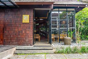 Purana Suite Ubud