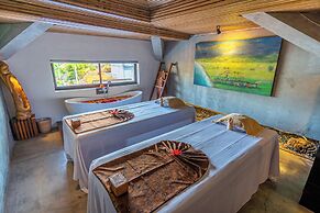 Purana Suite Ubud