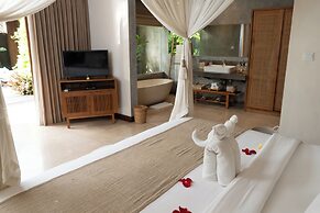 Purana Suite Ubud