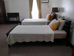 Palm Seaside Inn and Beach Resort