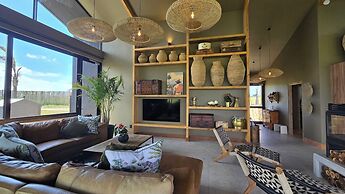 Buff & Fellow Eco Cabins