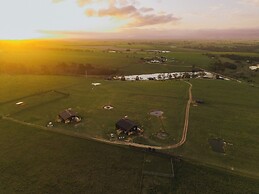 Buff & Fellow Eco Cabins