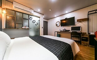 Luxury Motel