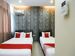 Hotel O Ys Inn
