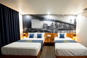 Cozi9 Theme Hotel