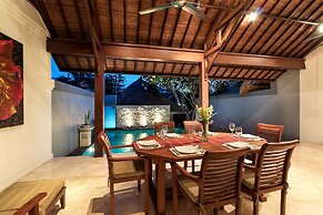 Villa Lalang Temu