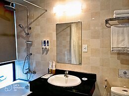 F&F Hotel