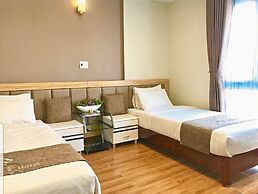 F&F Hotel