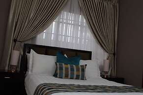 Triple Palms Bed and Breakfast
