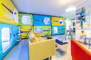 Capsule Inn