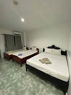 North Shores Inn