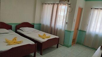 North Shores Inn