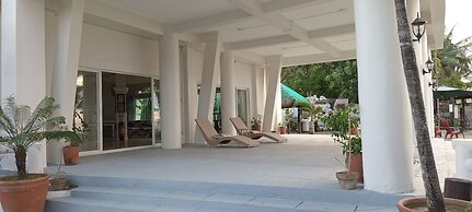 North Shores Inn