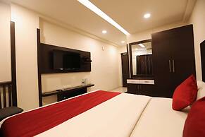 Traders Hotel