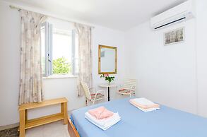 Rooms Villa Bind