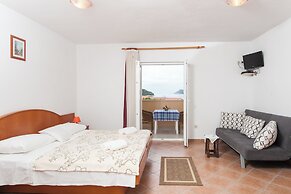 Apartments Ana Lopud