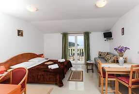 Apartments Ana Lopud