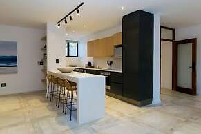 Central Beach Villas