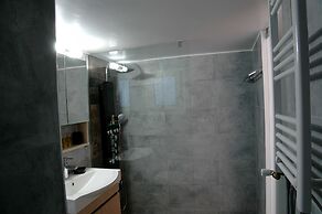 Gazi Divine Apartment
