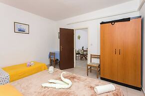 Apartments Villa Dingac - Borak