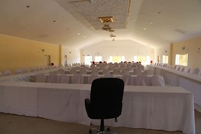 Twin Cave Lodge