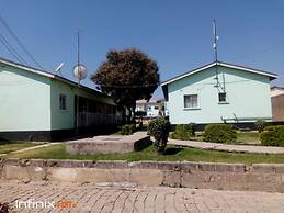 Riverside Lodge