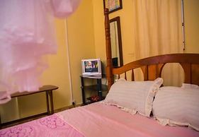 Merona Hotel