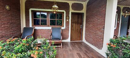 Hotel Besar Bulan Baru - Senggigi