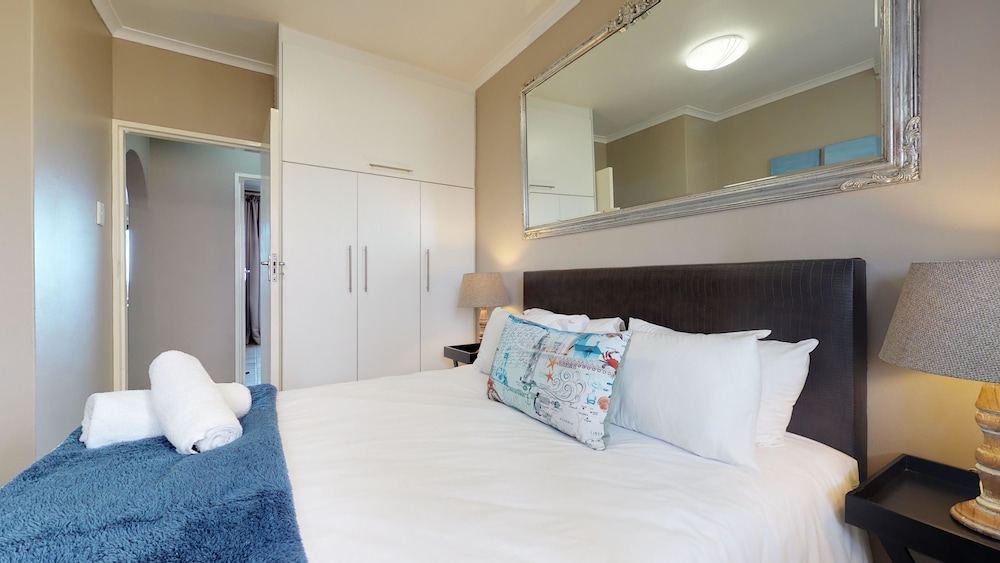 Malata Beachfront Condo 27