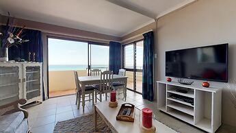 Malata Beachfront Condo 27