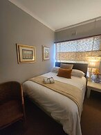 Hillton Manor Guest House