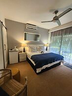 Hillton Manor Guest House